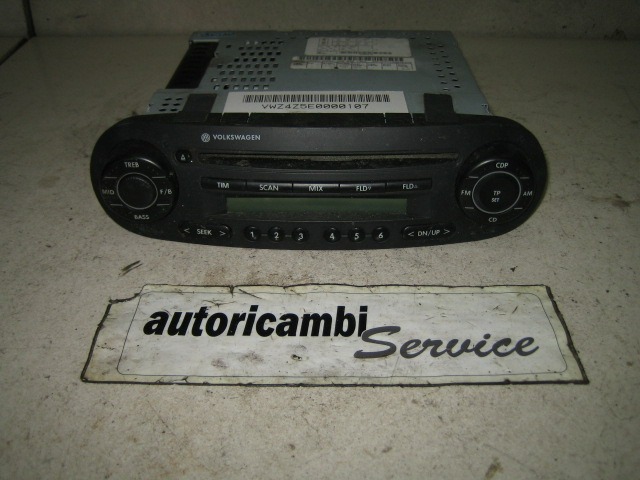 1c0035196s RADIO LETTORE CD VOLKSWAGEN NEW BEETLE 1.9 D 5M 74KW (2005) RICAMBIO USATO (NON FORNIAMO CODICE AUTORADIO, SOLO TELAIO VEICOLO) 