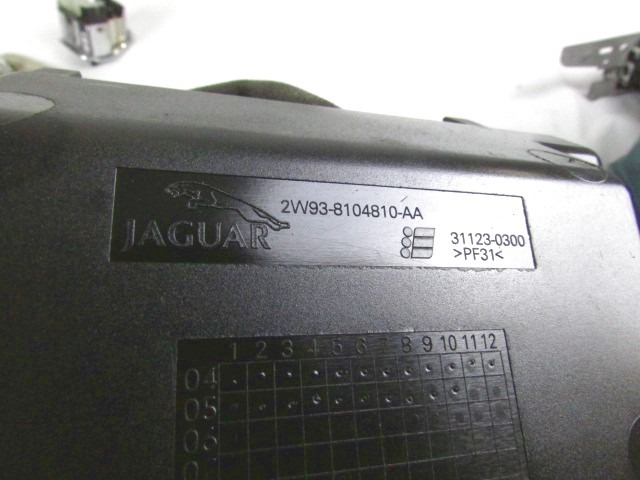 2W93-8104810-AA POSACENERE JAGUAR XJR 4.2 B V8 SUPERCHARGED 291KW AUT 4P (2007) RICAMBIO USATO 