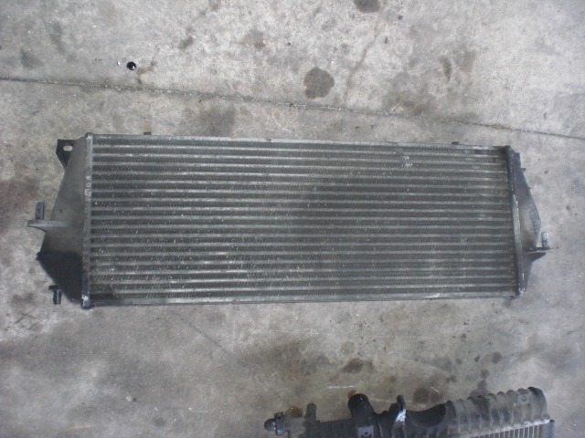 FTP8015 RADIATORE INTERCOOLER LAND ROVER DISCOVERY 2 2.5 D 102KW 4X4 5M 5P (2002) RICAMBIO USATO 