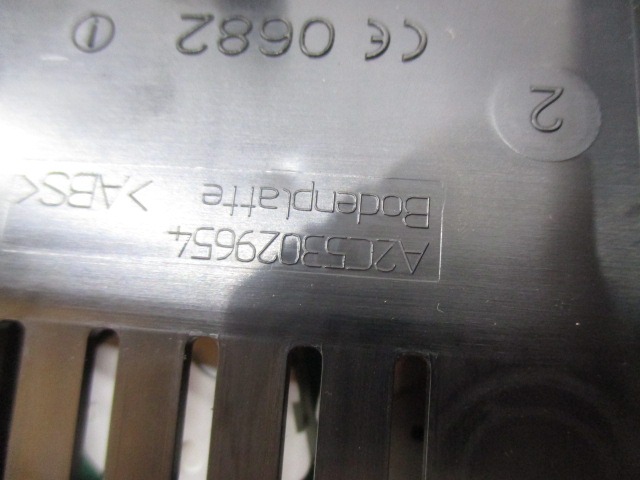 03G906021JN KIT ACCENSIONE SEAT ALTEA XL 1.9 D 77KW 5M 5P (2007) RICAMBIO USATO 1K0953503 1K0959433 3C0937049 A2C53029654