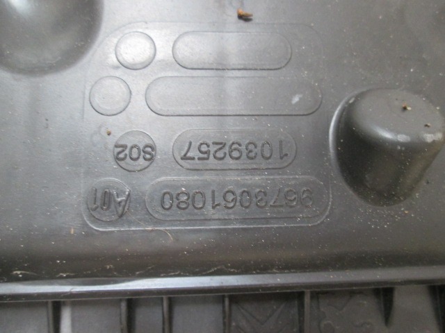9673061080 SCATOLA FILTRO ARIA CITROEN BERLINGO 1.6 D 68KW 5M 5P (2012) RICAMBIO USATO 