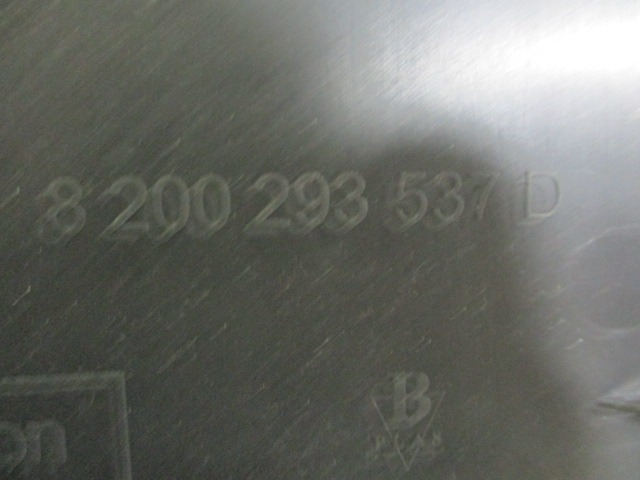 8200419144 PANNELLO INTERNO PARAFANGO POSTERIORE DESTRO RENAULT CLIO R 1.2 B 74KW 5M 3P (2008) RICAMBIO USATO 