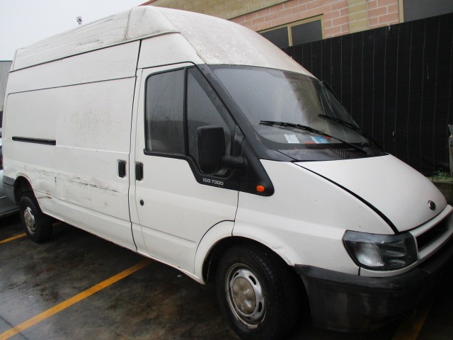 FORD TRANSIT 2.0 D 74KW 5M 2P (2005) RICAMBI IN MAGAZZINO