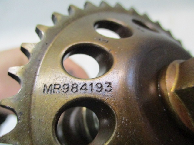 MR984193 ALBERO A CAMME SCARICO SMART FORFOUR 1.1 B 55KW AUT 5P (2005) RICAMBIO USATO 