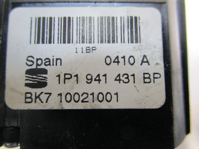 1P1941431BP COMANDO INTERRUTTORE LUCI E FARI SEAT LEON 1.6 75KW G 5M 5P (2010) RICAMBIO USATO
