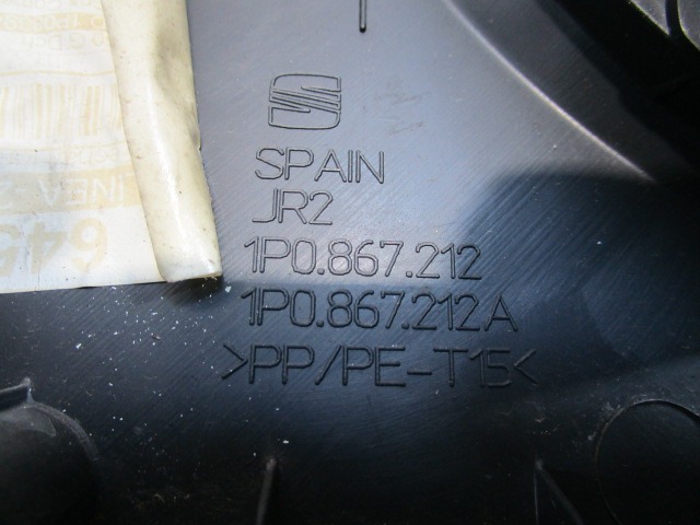 1P0867012 PANNELLO INTERNO PORTA POSTERIORE DESTRA SEAT LEON 1.6 G 75KW 5M 5P (2010) RICAMBIO USATO 1P0867012A