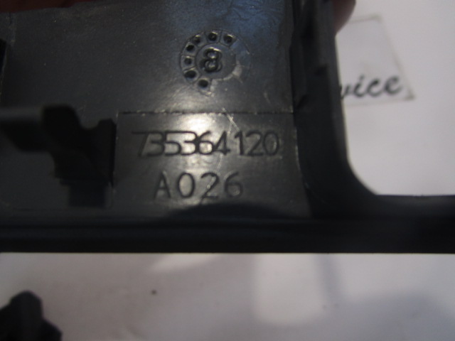 735364120 MASCHERINA RIVESTIMENTO TUNNEL CENTRALE ALLOGGIAMENTO LEVA CAMBIO FIAT CROMA SW 1.9 D 110KW 6M 5P (2008) RICAMBIO USATO 