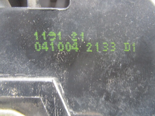 8200119121 CHIUSURA SERRATURA PORTA ANTERIORE DESTRA RENAULT SCENIC 1.9 D 88KW 5M 5P (2005) RICAMBIO USATO 