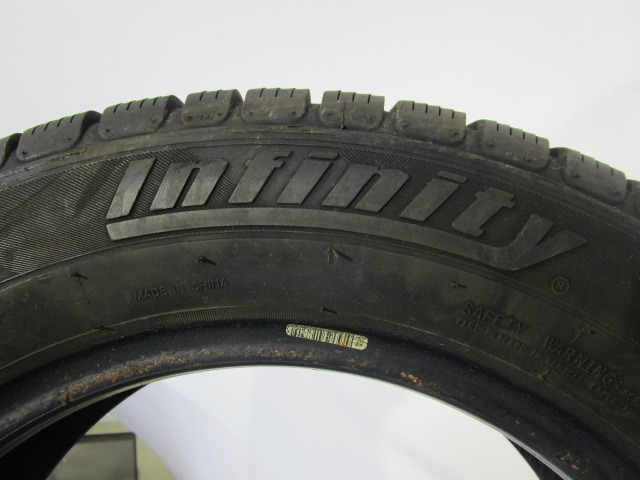 175/65 R14 82T INFINITY INF-049 6.68 MM A3314 PNEUMATICO INVERNALE (QUANTITA' 1 GOMME)