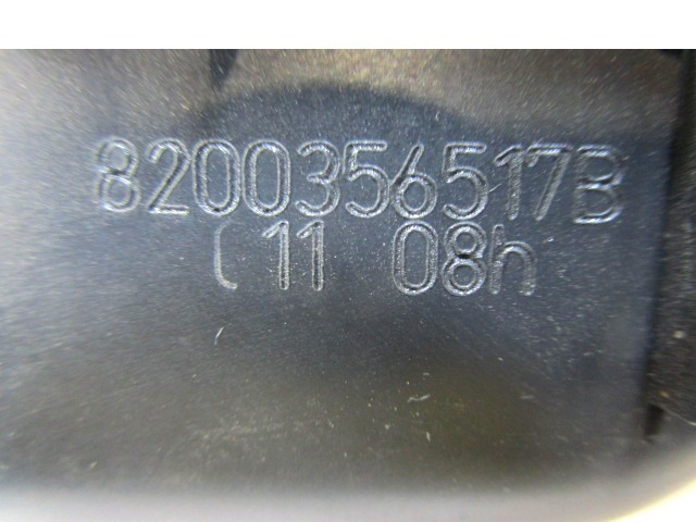8200356517B COMANDO INTERRUTTORE ALZA-VETRO ALZA-CRISTALLO PORTA ANTERIORE DESTRA RENAULT CLIO 1.2 55KW 5M 5P (2012) RICAMBIO USATO 
