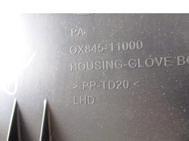 0X845-11000 CASSETTO PORTAOGGETTI HYUNDAI I10 1.1 B 50KW 5M 5P (2012) RICAMBIO USATO LEGGERMENTE STRISCIATO (VEDI FOTO) 