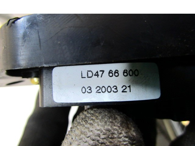 LD4766600 COMANDO REGOLAZIONE RETROVISORI ELETTRICI MAZDA MPV 2.0 D 5M 5P 100KW (2004) RICAMBIO USATO