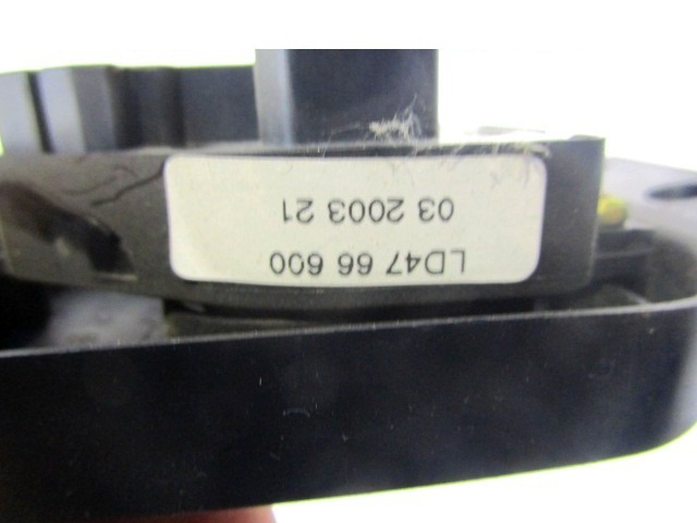 LD4766600 COMANDO REGOLAZIONE RETROVISORI ELETTRICI MAZDA MPV 2.0 D 100KW 5M 5P (2002) RICAMBIO USATO 