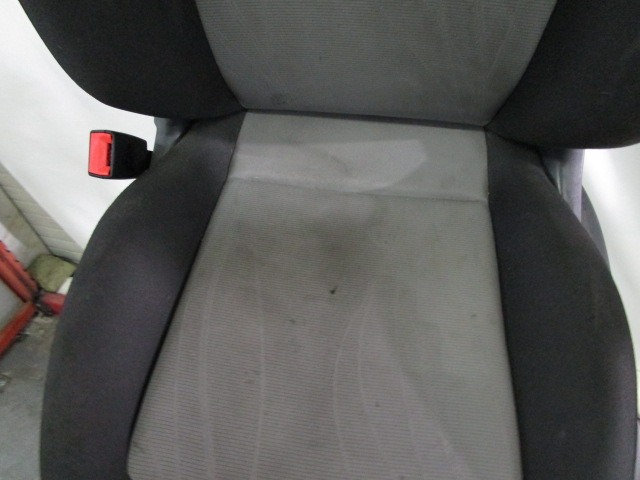SEDILE ANTERIORE LATO SINISTRO GUIDA CON AIRBAG SEAT IBIZA 1.6 66KW 5P D 5M (2013) RICAMBIO USATO DA PULIRE (VEDI FOTO) SEDUTA USURATA