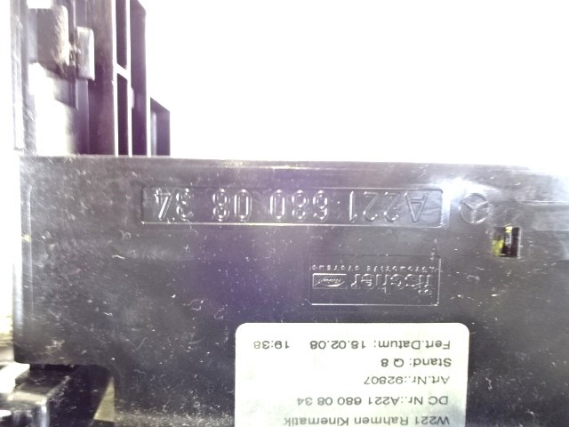 A2216800834 SPORTELLO RIVESTIMENTO LETTORE CD AUTORADIO MERCEDES S500 LUNGA W221 5.5 285KW 5P B AUT (2008) RICAMBIO USATO