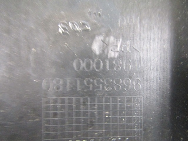 9683551180 RIVESTIMENTO PANNELLO INTERNO PORTELLONE COFANO POSTERIORE BAULE CITROEN C3 1.4 B 70KW 5M 5P (2011) RICAMBIO USATO 