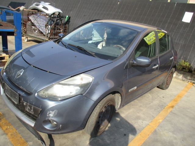 RENAULT CLIO R 1.5 D 63KW 5M 5P (2009) RICAMBI IN MAGAZZINO