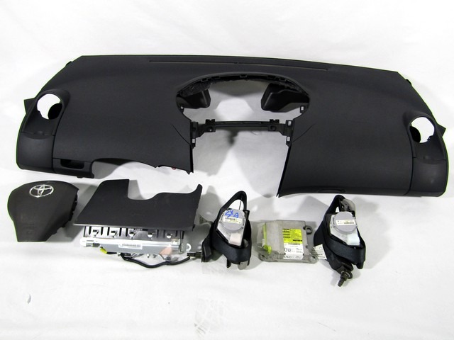 89170-0D210 KIT AIRBAG COMPLETO TOYOTA YARIS 1.3 B 64KW 5M 5P (2006) RICAMBIO USATO 212986-103 45130-0D160-D 