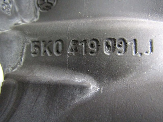 5K0419091J VOLANTE VOLKSWAGEN GOLF 6 1.6 D 77KW 5M 5P (2009) RICAMBIO USATO LEGGERMENTE USURATO (VEDI FOTO) 