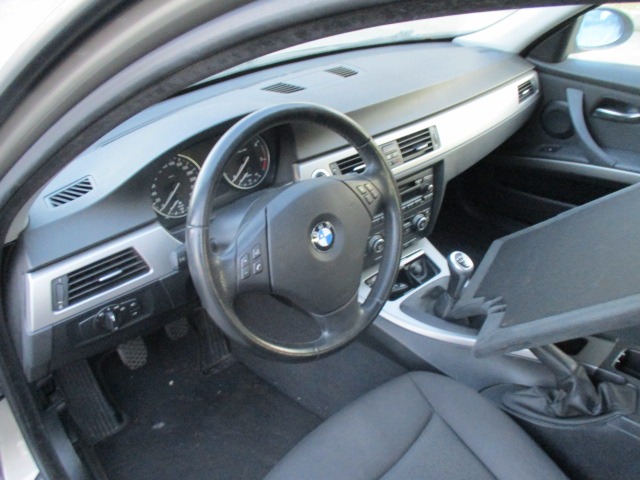 BMW SERIE 3 320 E91 SW 2.0 D 130KW 6M 5P (2009) RICAMBI IN MAGAZZINO