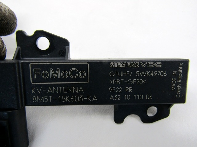 8M5T-15K603-KA CENTRALINA AMPLIFICATORE ANTENNA FORD MONDEO SW 2.0 G 107KW 5M 5P (2009) RICAMBIO USATO 