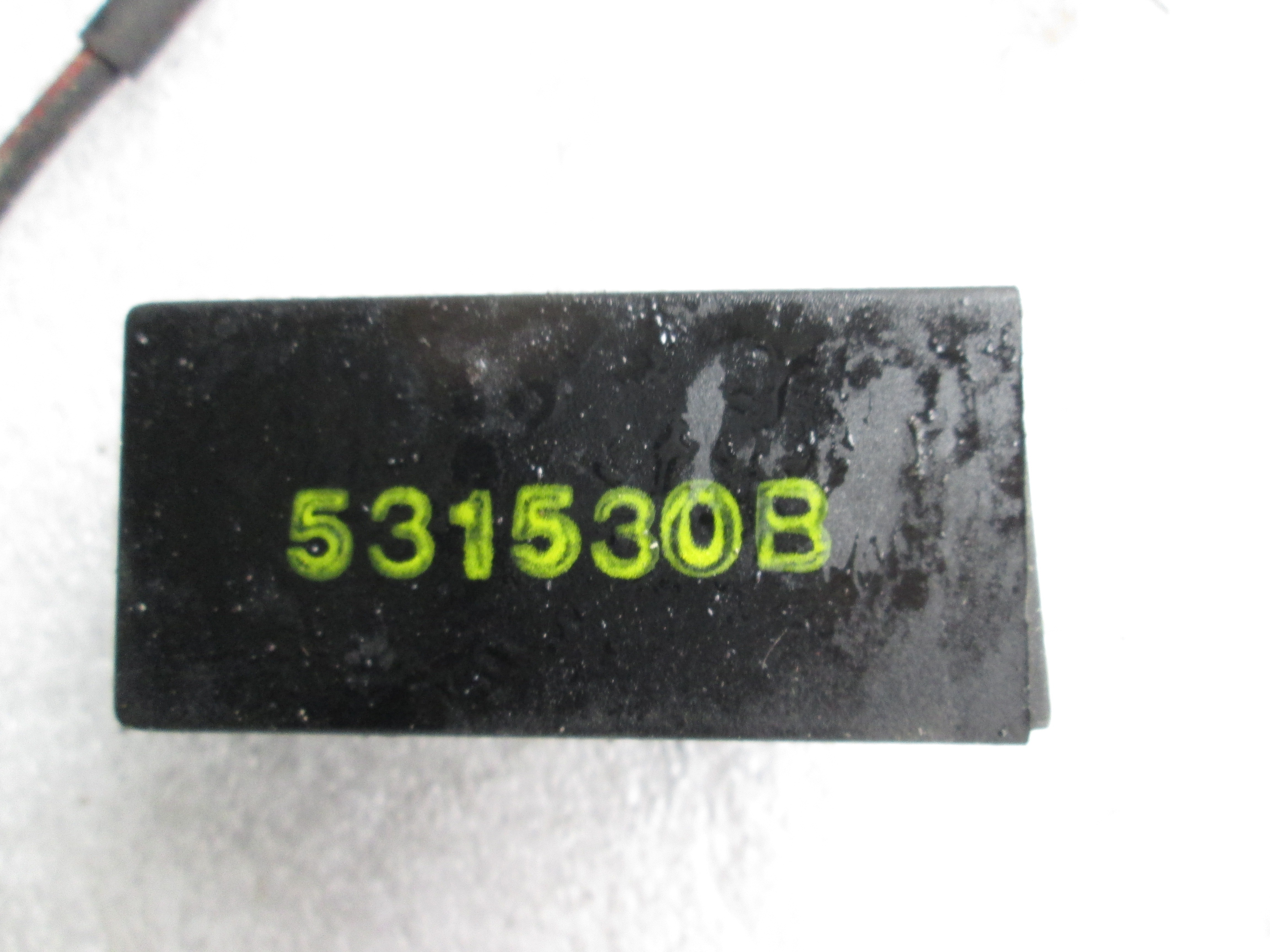 531530B RELE' AUDI A8 4.2 B 220KW 4X4 AUT 5P (1996) RICAMBIO USATO 