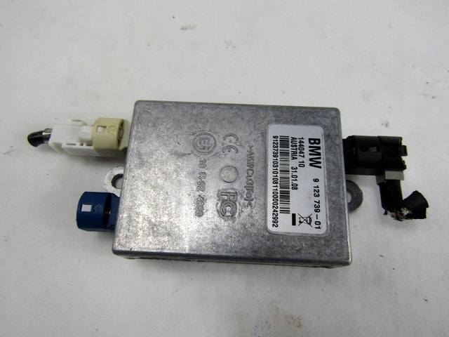 9123739 CENTRALINA MODULO INTERFACCIA USB HUB BMW SERIE 3 320 D E91 2.0 D 130KW AUT 5P (2008) RICAMBIO USATO 