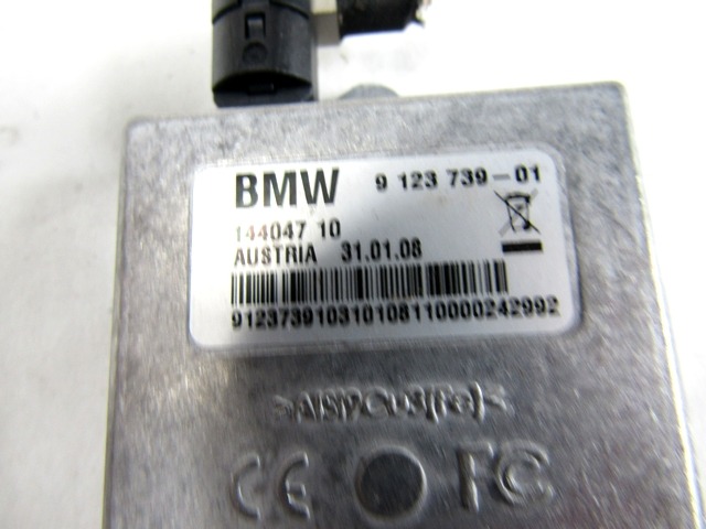 9123739 CENTRALINA MODULO INTERFACCIA USB HUB BMW SERIE 3 320 D E91 2.0 D 130KW AUT 5P (2008) RICAMBIO USATO 
