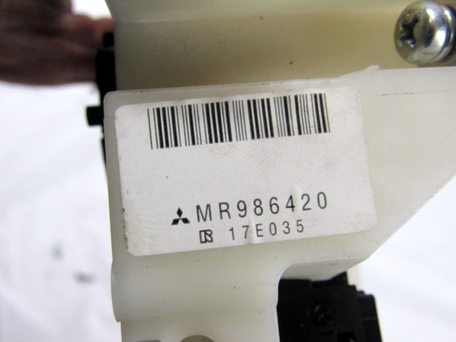 MR986420 DEVIOLUCI MITSUBISHI COLT 1.1 B 55KW 5M 3P (2007) RICAMBIO USATO 