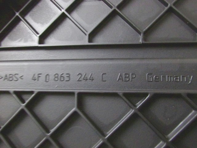 4F0863244C RIVESTIMENTO TUNNEL CENTRALE POSTERIORE AUDI A6 AVANT 3.0 176KW 5P D AUT (2011) RICAMBIO USATO 