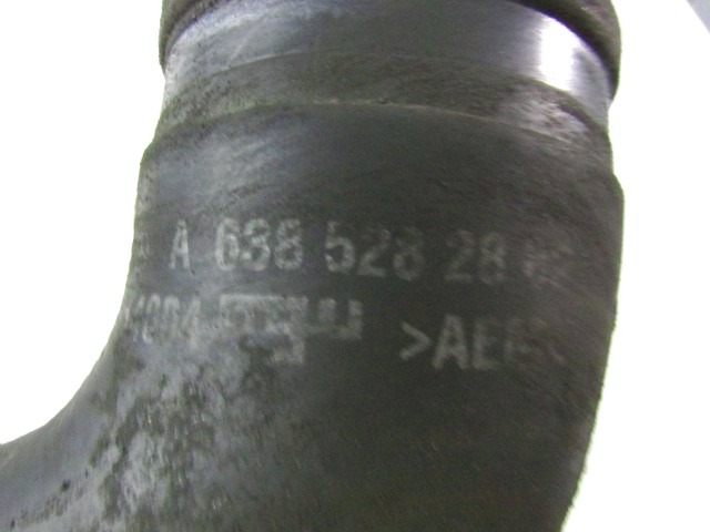A6385282882 MANICOTTO TUBO ALTAPRESSIONE INTERCOOLER MERCEDES VITO 2.2 D 75KW 5M 2P (2002) RICAMBIO USATO 