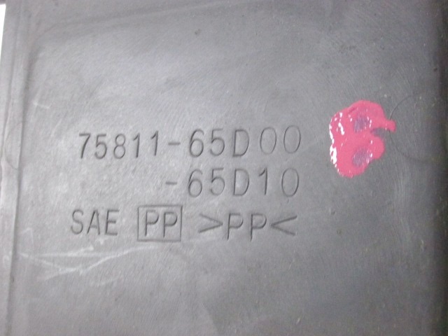 75811-65D00 RIVESTIMENTO TUNNEL CENTRALE ANTERIORE SUZUKI GRAND VITARA 2.0 DIESEL 5M 64KW (1998) RICAMBIO USATO