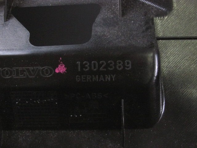 1302389 TUNNEL CENTRALE VOLVO XC60 2.0 120KW 5P D 6M (2012) RICAMBIO USATO 