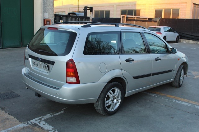 FORD FOCUS 1.8 D 66KW 5M 5P (2001) RICAMBI IN MAGAZZINO