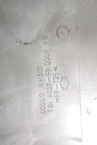 80900-8H300 PANNELLO INTERNO PORTA ANTERIORE DESTRA NISSAN X-TRAIL 2.2 D 4X4 100KW 6M 5P (2004) RICAMBIO USATO 