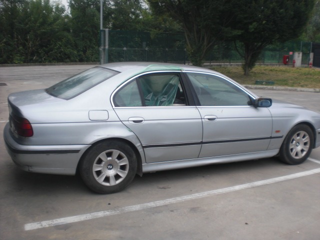 BMW SERIE 5 525D E39 2.5 D 105KW 5M 4P (1997) RICAMBI IN MAGAZZINO 