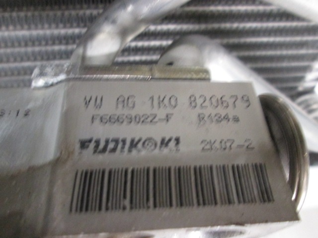 1K0820679 EVAPORATORE RADIATORE INTERNO CLIMA SEAT ALTEA XL 1.6 G 75KW 5M 5P (2008) RICAMBIO USATO F666902Z-F 1K1820103E