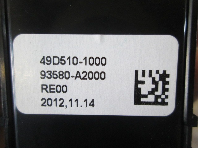93580-A2000 GRUPPO COMANDO ALZACRISTALLO ELETTRICO PORTA POSTERIORE DESTRA KIA CEE'D SW 1.6 D 94KW 6M 5P (2013) RICAMBIO USATO 