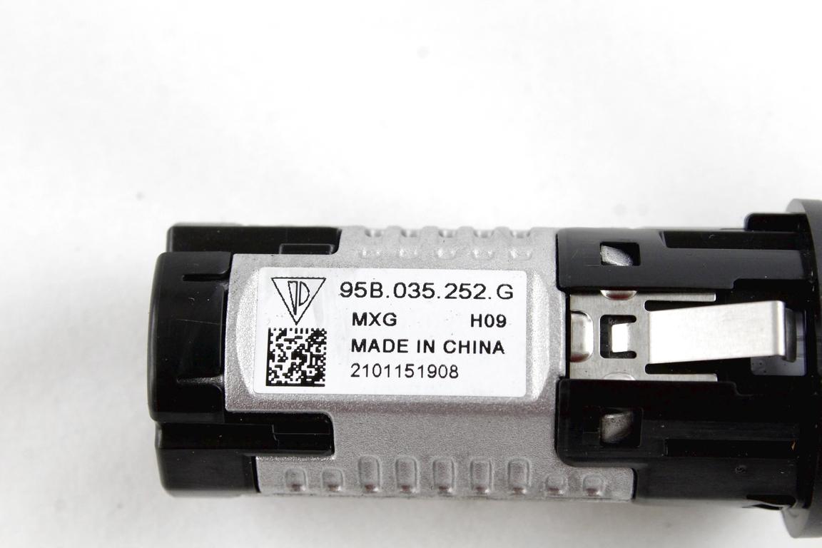 95B035252G PORTE INGRESSO USB TIPO C TUNNEL CENTRALE POSTERIORE PORSCHE MACAN R 2.0 B 180 KW (2021) RICAMBIO USATO