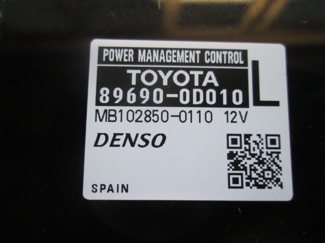 MB102850-0110 CENTRALINA GESTIONE CONTROLLO ENERGIA DENSO TOYOTA YARIS 1.0 B 51KW 5M 5P (2011) RICAMBIO USATO 89690-0D010 