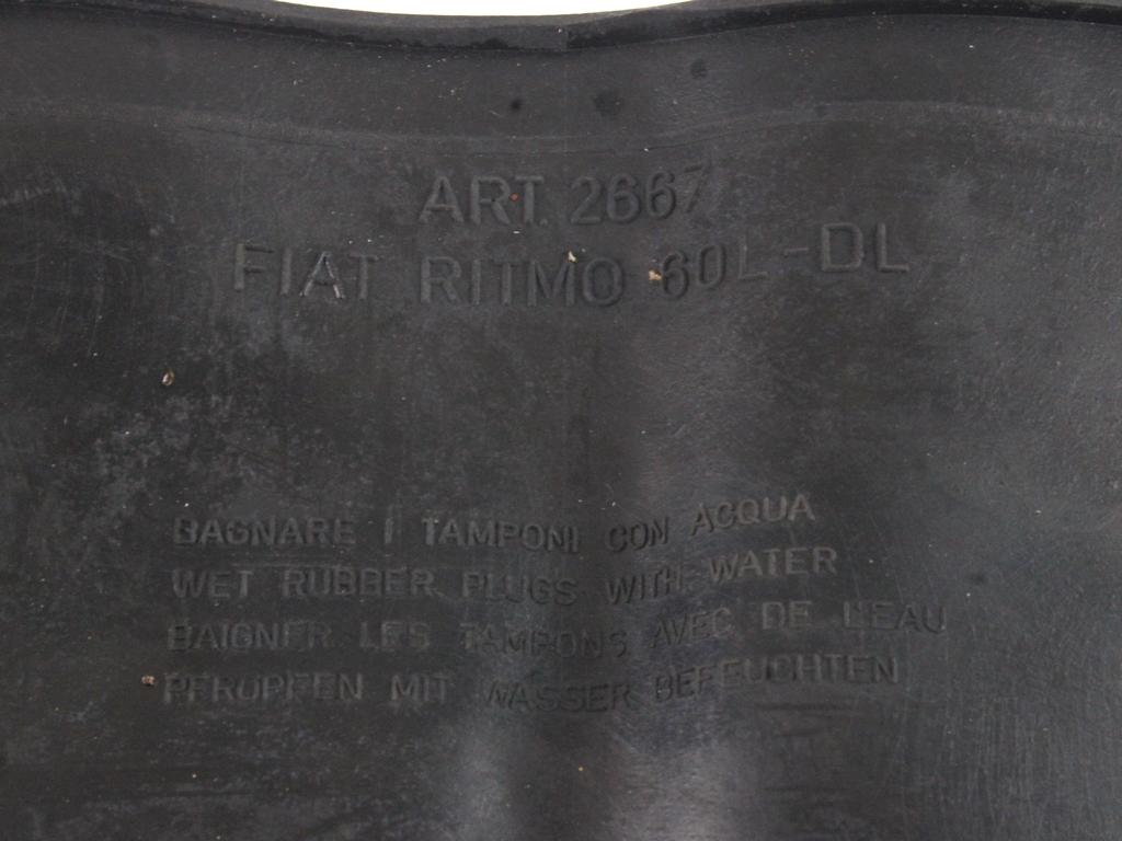 2667 MASCHERINA SUPPLEMENTARE COPRIRADIATORE IN GOMMA GEV DOPPIO FARO FIAT RITMO 1.3 B 60L DL 5P (DAL 1984) RICAMBIO USATO