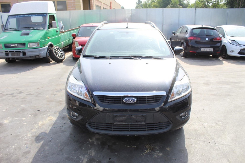 FORD FOCUS SW 1.6 D 66KW 5M 5P (2009) RICAMBI USATI AUTO IN PIAZZALE 