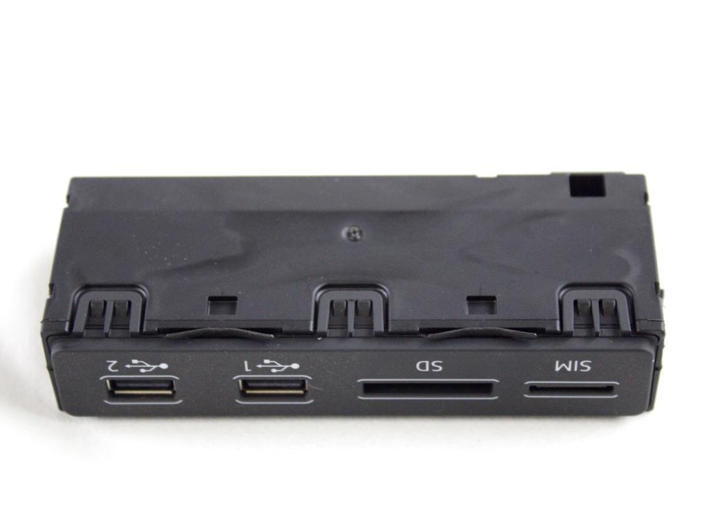 4N0035736A PORTE INGRESSO USB-A, LETTORE SIM, SD AUDI A7 C8 3.0 I 210KW 4X4 5P AUT (2019) RICAMBIO USATO