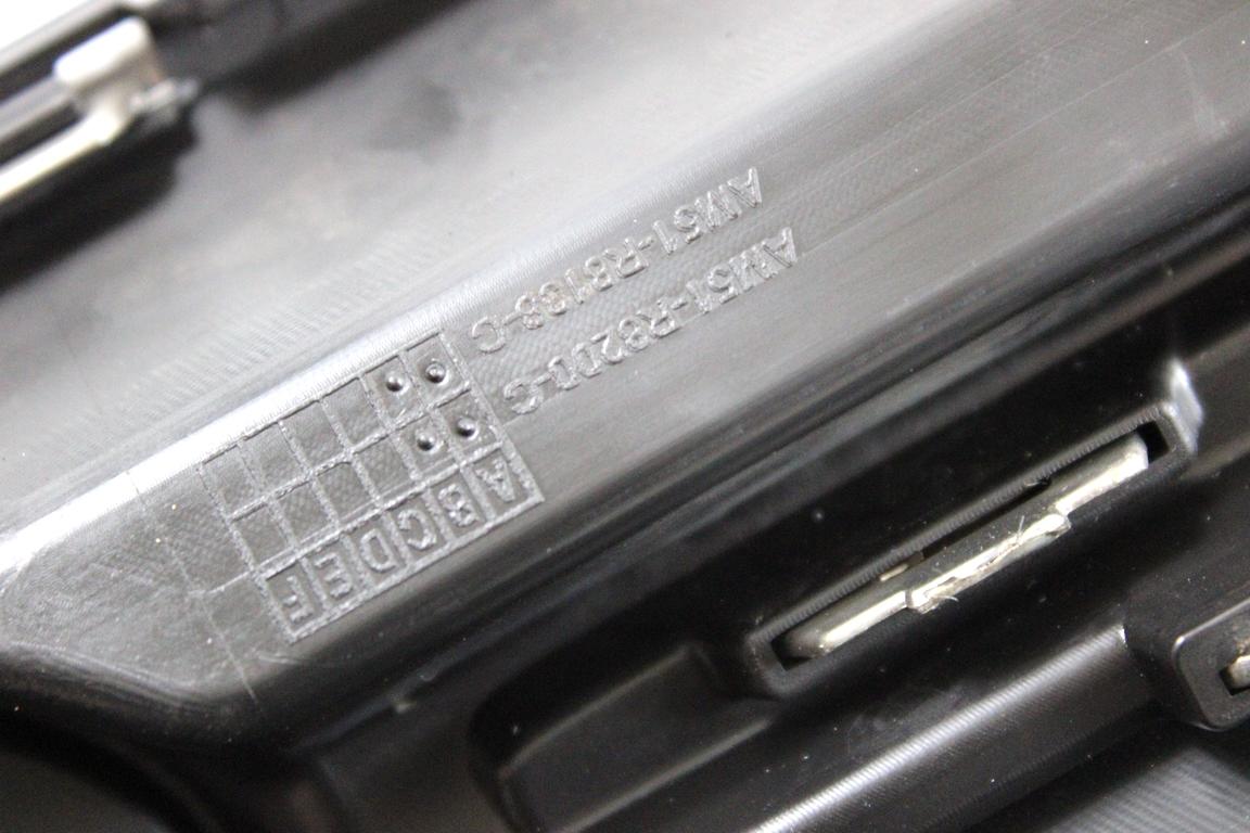 AM51-R8200-C MASCHERINA GRIGLIA PARAURTI ANTERIORE CON STEMMA FORD GRAND C-MAX 1.6 D 85KW 6M 5P (2015) RICAMBIO USATO