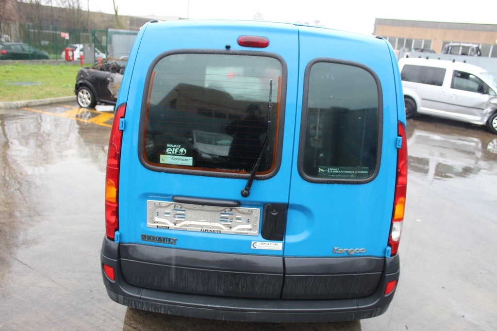 RENAULT KANGOO 1.5 D 45KW 5M 5P (2007) RICAMBI USATI AUTO IN PIAZZALE 