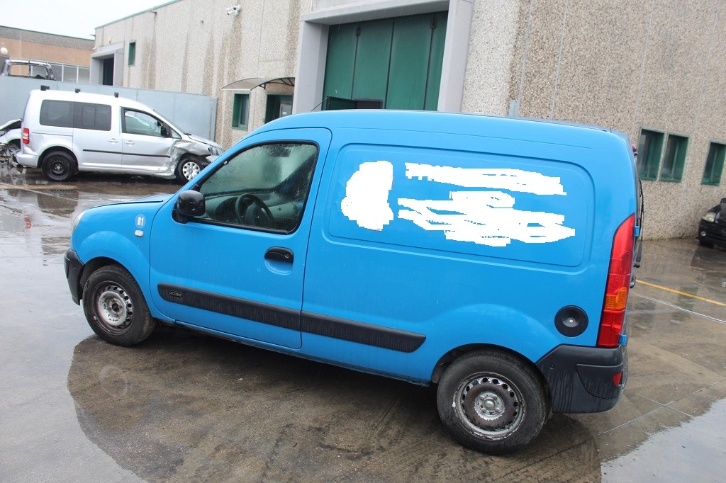 RENAULT KANGOO 1.5 D 45KW 5M 5P (2007) RICAMBI USATI AUTO IN PIAZZALE 