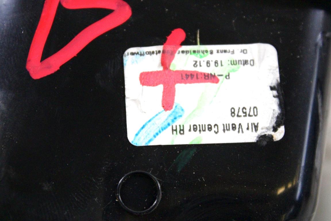 AH22-01454-A BOCCHETTA AERAZIONE CRUSCOTTO CENTRALE LATO DESTRO LAND ROVER DISCOVERY 4 3.0 D 4X4 155KW AUT 5P (2012) RICAMBIO USATO