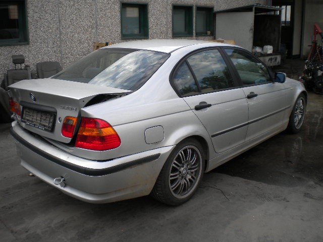 BMW 320 E46 2.0 DIESEL 5M 5P 110KW (2002) RICAMBI A