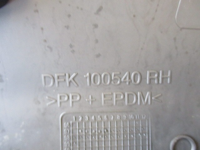 DKF100540 MODANATURA ESTERNA PASSARUOTA POSTERIORE SINISTRO LAND ROVER FREELANDER 1.8 B 88KW 5M 3P (1999) RICAMBIO USATO 