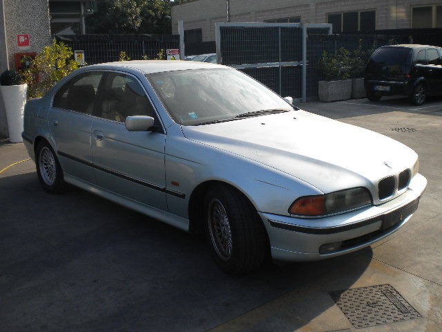 BMW SERIE 5 525 TDS 2.5 D 105KW 5M 5P (1998) RICAMBI IN MAGAZZINO 
